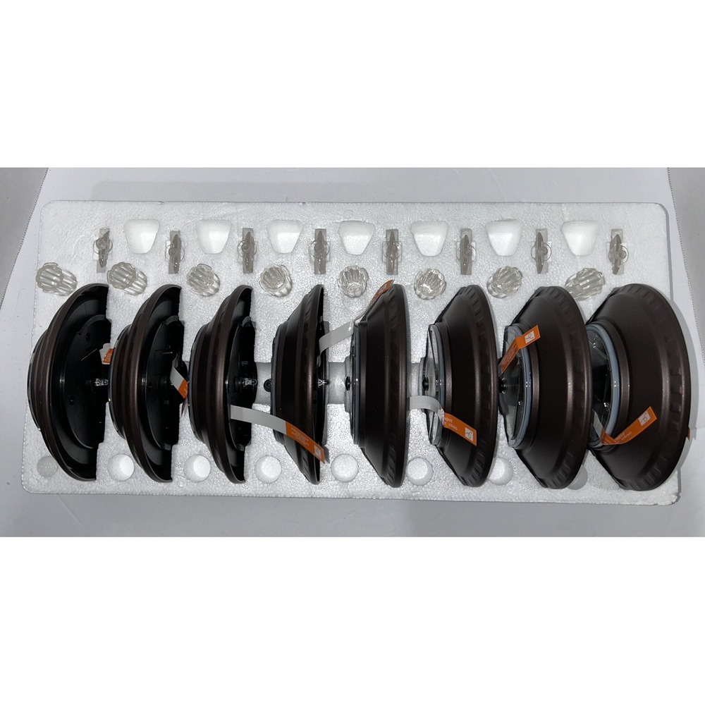 Solar Lights Regular And Christmas Option 2 In 1 Brand New 8 Outdoor Sidewalk